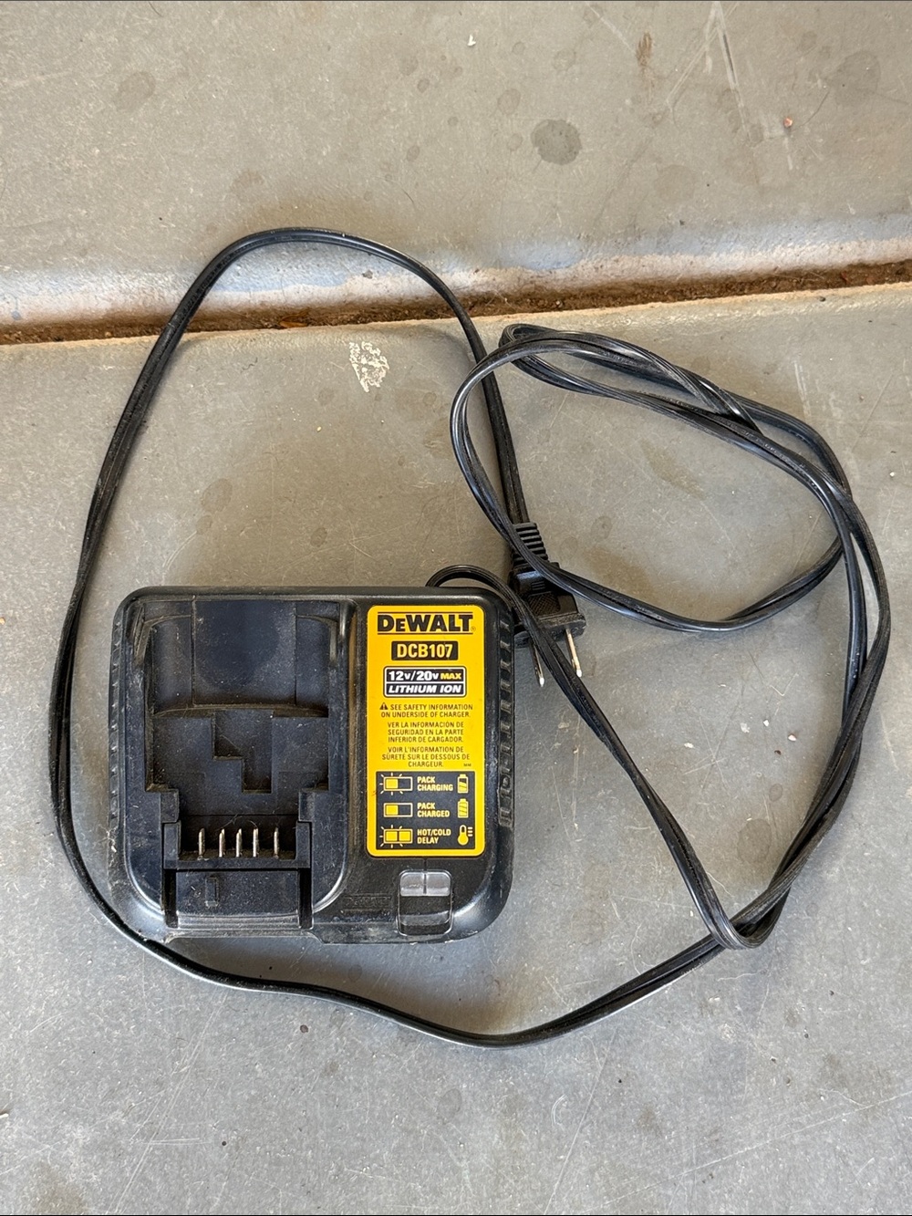 DeWalt battery charger